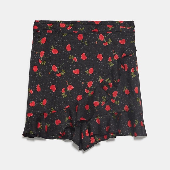 NEW!!! Zara Ruffled Rose 🌹 Print Skort - Picture 2 of 14